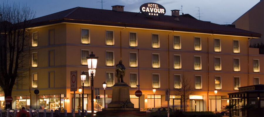 Hotel Cavour By Lvg Hotel Collection Novara Bagian luar foto